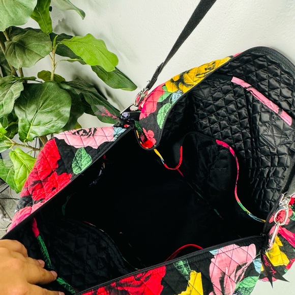 Vera Bradley Large Deluxe Duffle Bag Havana Rose Quilted Floral Retired Travel - Picture 15 of 15